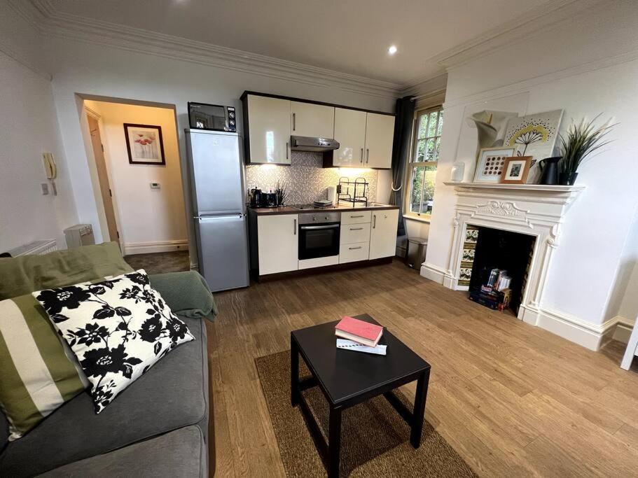 Apartament The Burley At Scalford House Melton Mowbray Zewnętrze zdjęcie